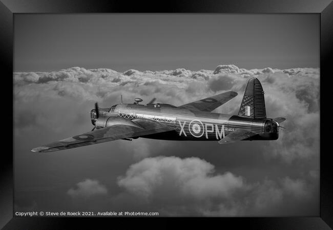 Wellington Outbound 01 Framed Print by Steve de Roeck