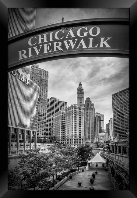 CHICAGO River Walk black and white Framed Print by Melanie Viola