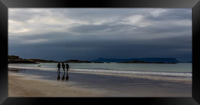 Three's a crowd Framed Print by Pauline MacFarlane