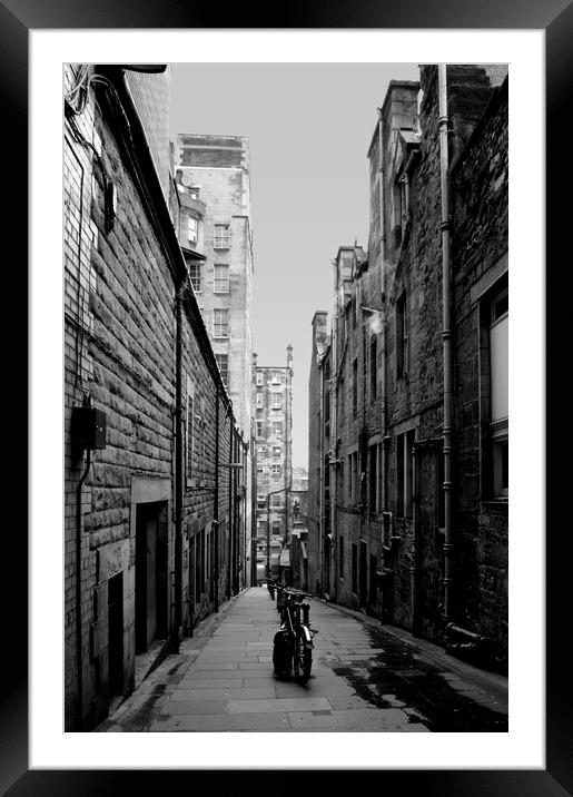 Few steps away of Buchanan Street Framed Mounted Print by Hubert Skiba