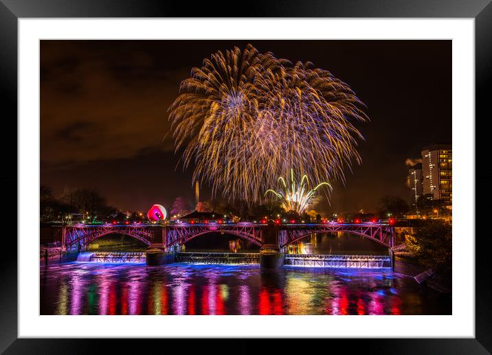 Firework display at Glasgow Green Framed Mounted Print by George Robertson