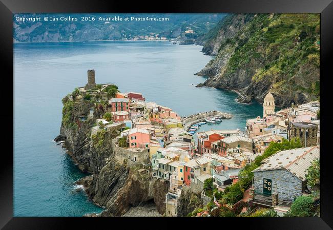 The Back of Vernazza Framed Print by Ian Collins