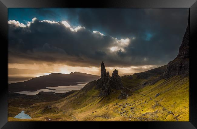 The Old Man of Storr 2 Framed Print by Paul Andrews