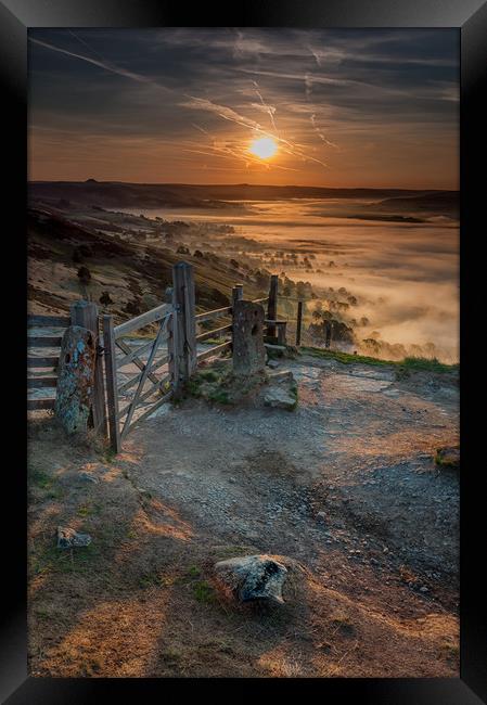 Great Ridge Inversion Framed Print by Paul Andrews