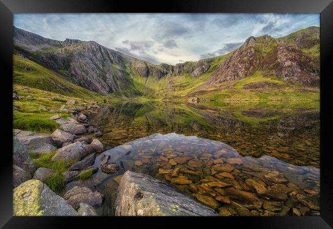 Earlymorning at llyn Idwal Framed Print by Clive Ashton