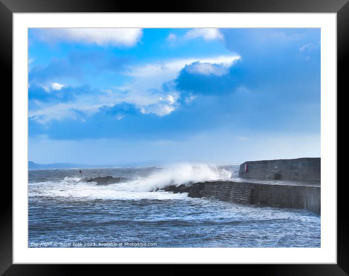 Storm Ciarán at Lyme Regis November 2023 Framed Mounted Print by Susie Peek