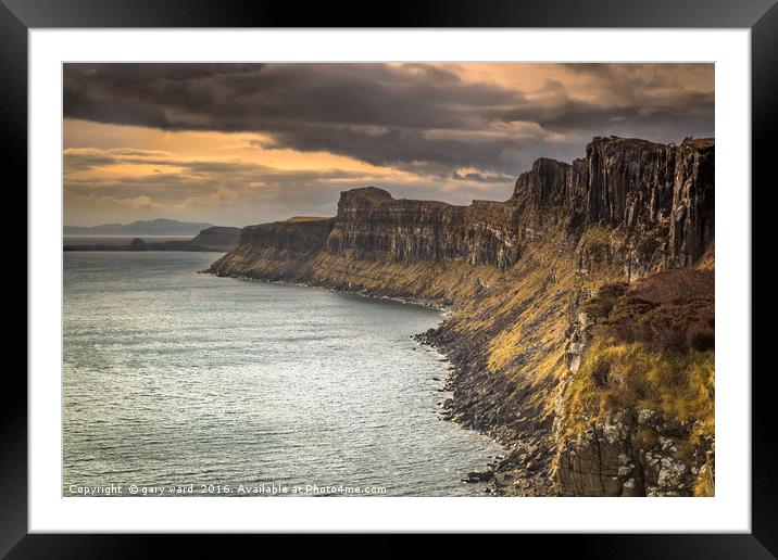 Kilt rock, isle of skye scotland Framed Mounted Print by gary ward
