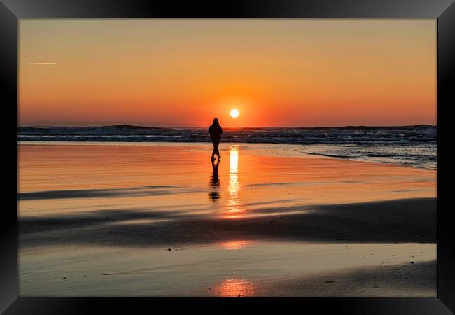 Watching the setting sun Framed Print by Eric Pearce AWPF