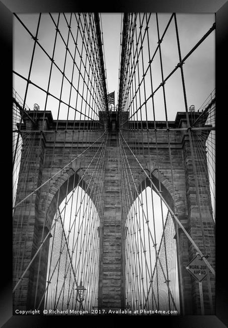 Brooklyn Bridge, New York. Framed Print by Richard Morgan