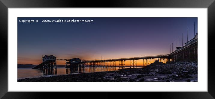 Mumbles Pier, Swansea. Framed Mounted Print by Richard Morgan