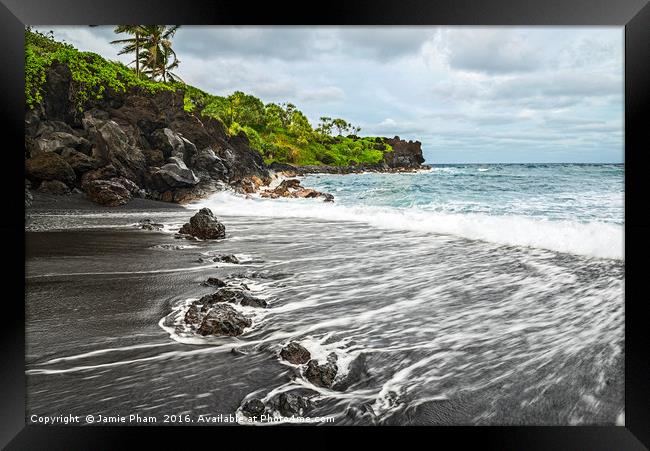 The exotic and famous Black Sand Beach of Waiʻanap Framed Print by Jamie Pham