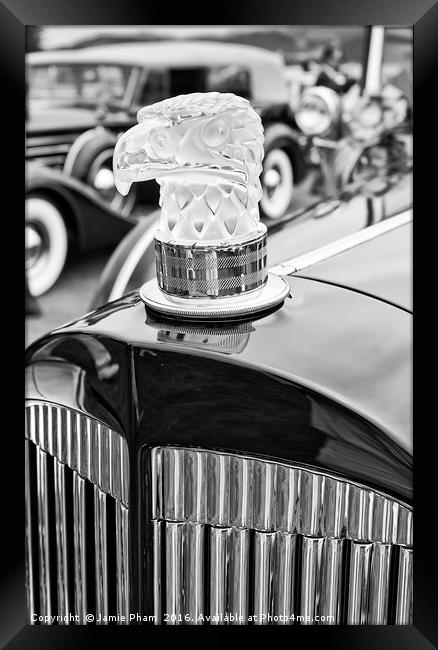 The cars and crowds at the Concours d’Elegance. Framed Print by Jamie Pham