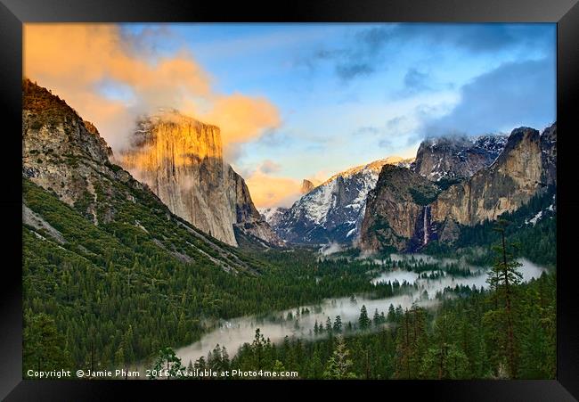 Dramatic View of Yosemite National Park Vista Framed Print by Jamie Pham