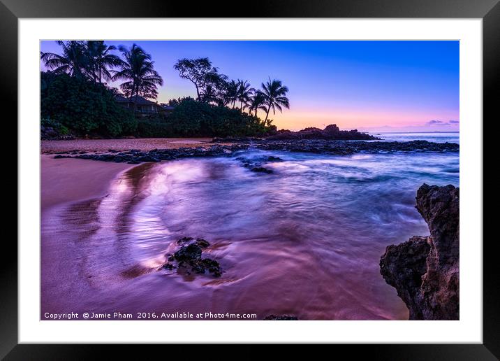 Sunrise over beautiful and secluded Secret Beach i Framed Mounted Print by Jamie Pham