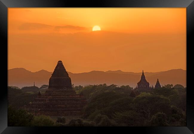 Buddhist Temples in Ancient City Bagan, Myanmar Framed Print by Arterra 