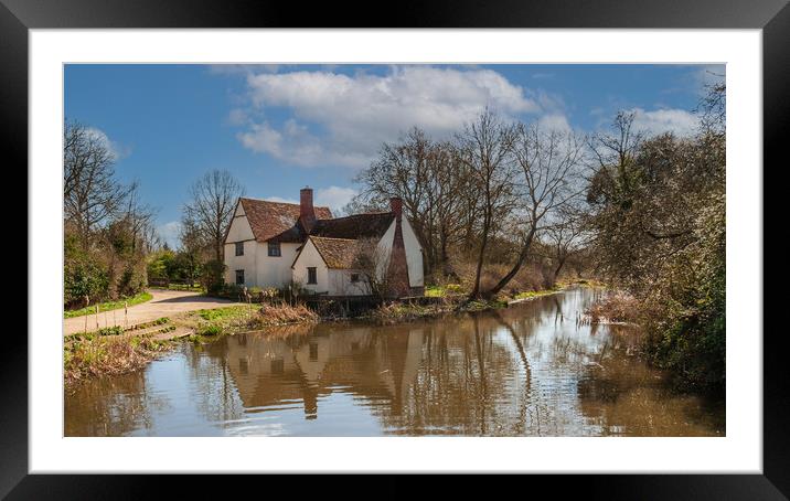 Willy Lott's Cottage Framed Mounted Print by Kevin Snelling