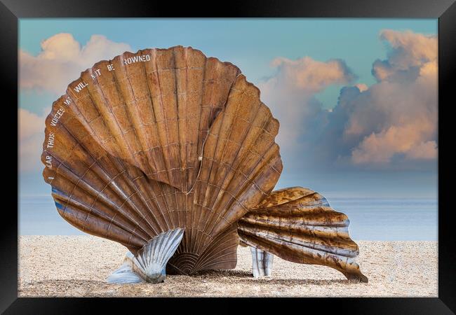 Iconic Scallop Sculpture on Aldeburgh Beach Framed Print by Kevin Snelling