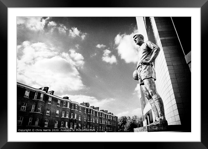 Peter Osgood at Stamford Bridge  Framed Mounted Print by Chris Harris
