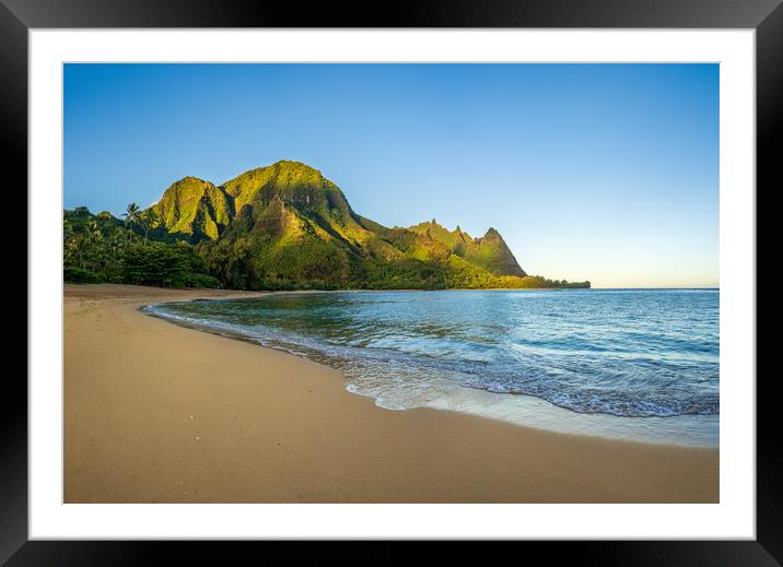 Early morning sunrise over Tunnels Beach on Kauai in Hawaii Framed Mounted Print by Steve Heap