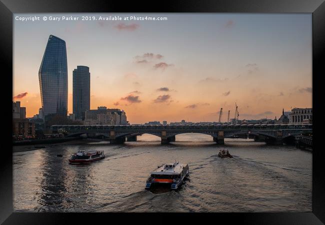 Sunset over the river Thames, London Framed Print by Gary Parker