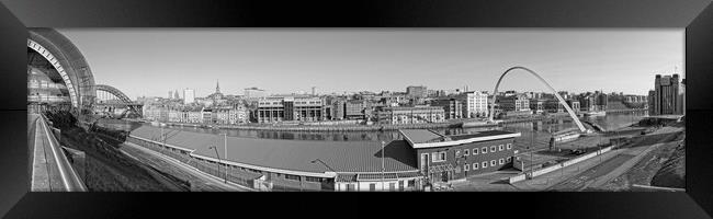 Newcastle-Gateshead Panorama Framed Print by Rob Cole