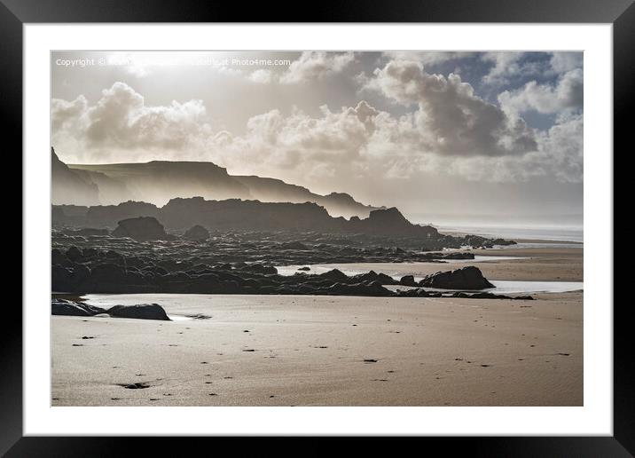 Dramatic weather at Sandymouth Bay Framed Mounted Print by Kevin White
