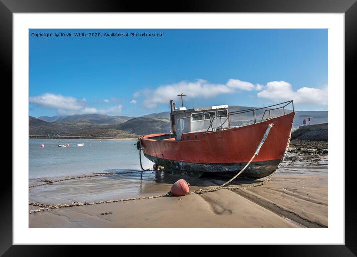 Old fishing boat Barmouth Framed Mounted Print by Kevin White