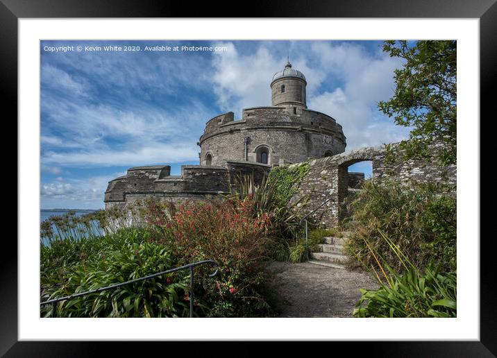 St Mawes castle and garden Framed Mounted Print by Kevin White