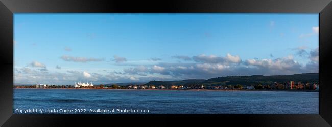 Minehead panorama in early evening Framed Print by Linda Cooke