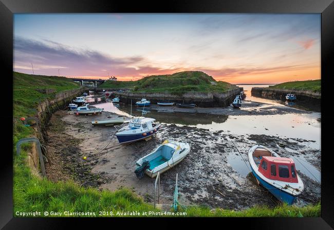 Sunset at Seaton Sluice Framed Print by Gary Clarricoates