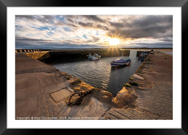 Last light at Beadnell Framed Mounted Print by Gary Clarricoates