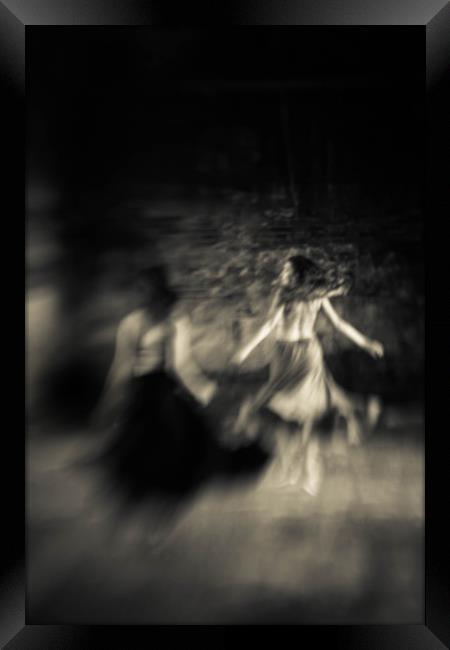 Dancing women Framed Print by Larisa Siverina