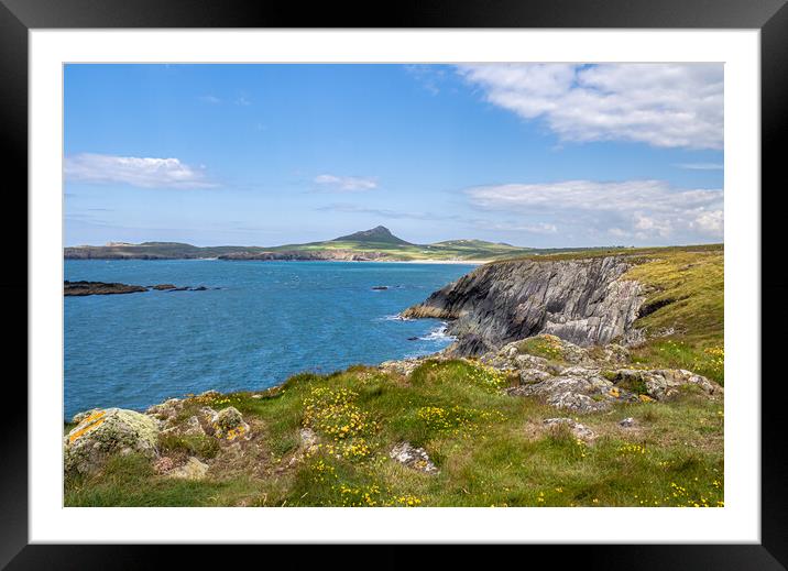 Whitesands Bay, Pembrokeshire, Wales. Framed Mounted Print by Colin Allen