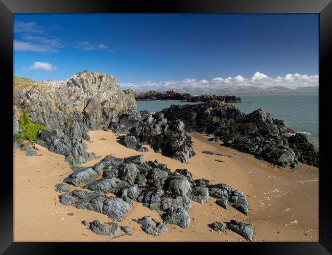 Pillow Lava Rocks on Newborough Sands, Anglesey. Framed Print by Colin Allen
