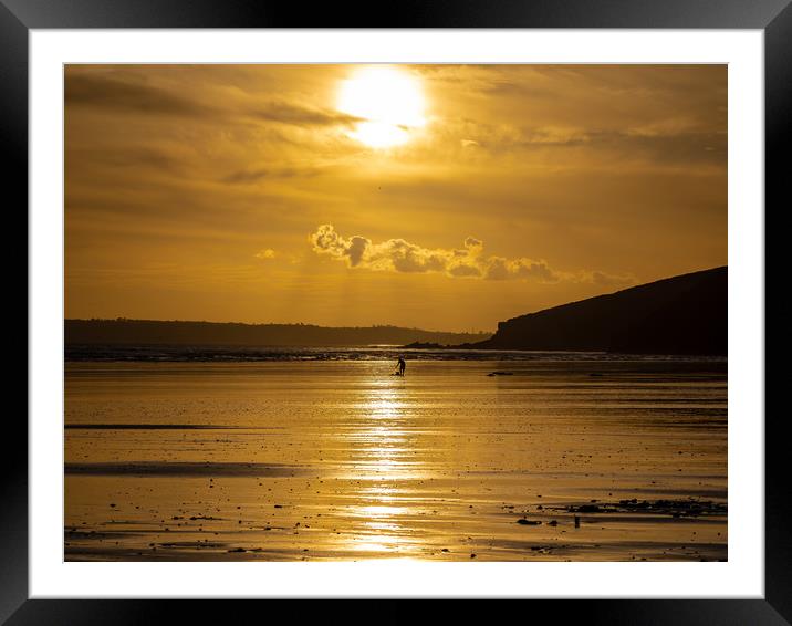 Pendine Beach at Sunset. Framed Mounted Print by Colin Allen
