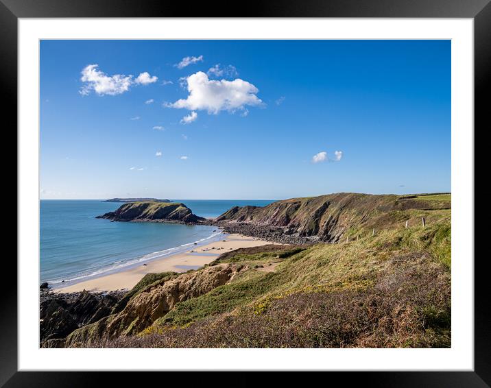 Marloes Sands, Pembrokeshire, Wales. Framed Mounted Print by Colin Allen