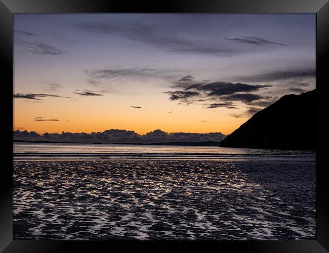 Pendine Beach, Carmarthenshire, Wales. Framed Print by Colin Allen