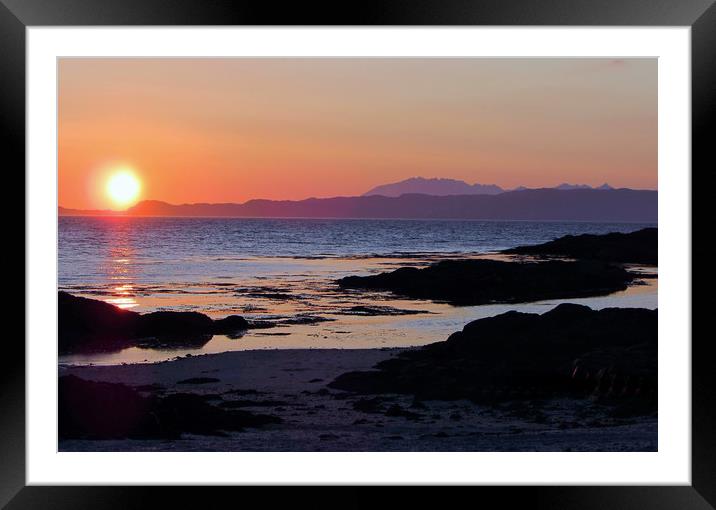 Sunset over the Isle of Skye                       Framed Mounted Print by alan todd