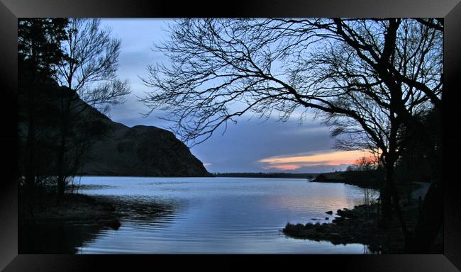 View to  Anglers Crag, Ennerdale Water Framed Print by Linda Lyon