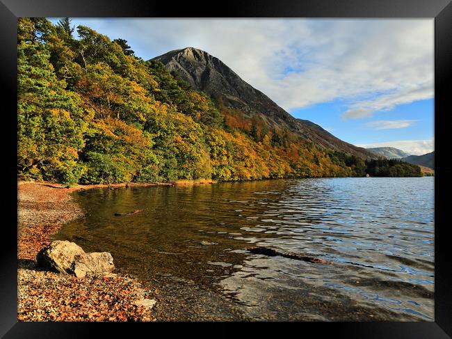 The Foot of  Crummock Water, with Grasmoor Framed Print by Linda Lyon