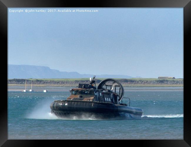 Royal Marines Hovercraft on the River Taw North De Framed Print by john hartley
