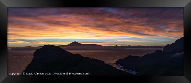 El Teide dawn Framed Print by David O'Brien