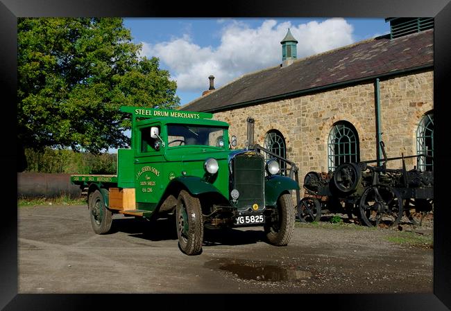 Morris Commercial lorry Framed Print by Alan Barnes