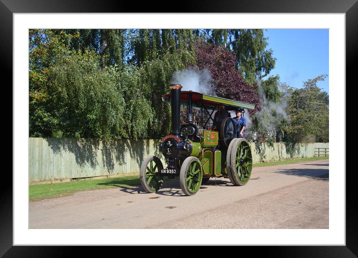 Aveling & Porter steam tractor Framed Mounted Print by Alan Barnes