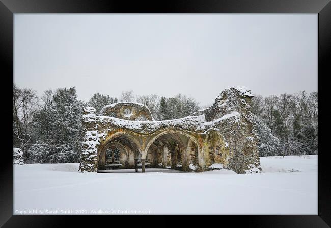 Waverley Abbey Ruins in the Snow Framed Print by Sarah Smith