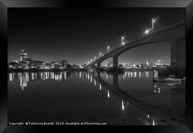 Itchen Bridge at night, Southampton Framed Print by KB Photo