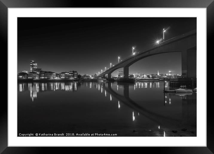 Itchen Bridge at night, Southampton Framed Mounted Print by KB Photo