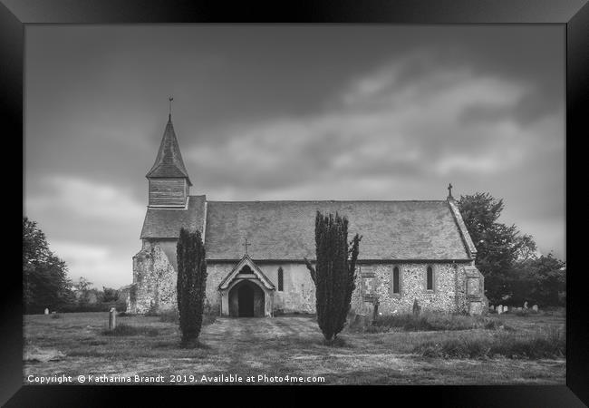 Church of St Peter ad Vincula, Hampshire, England Framed Print by KB Photo