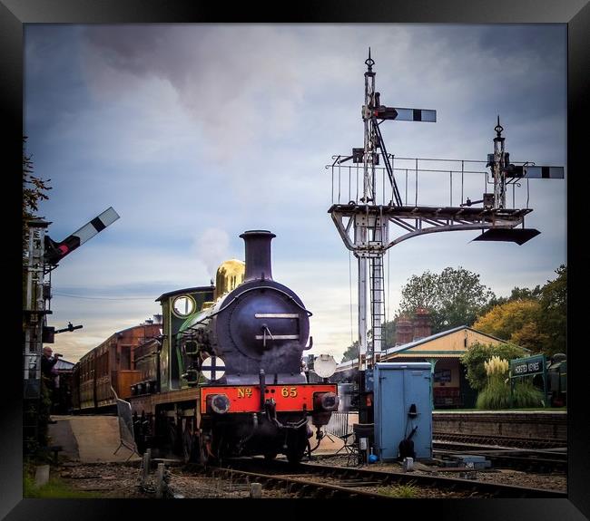 SE & CR O1-class No.65 at Horsted Keynes Framed Print by Mike Lanning