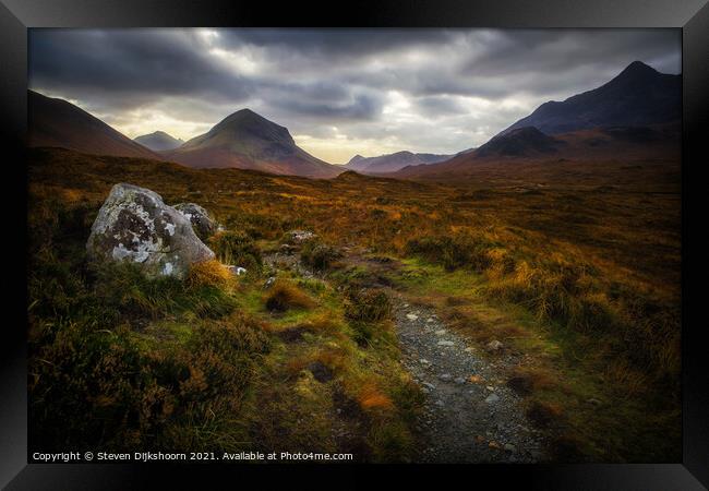 Scotland Isle of Skye Framed Print by Steven Dijkshoorn